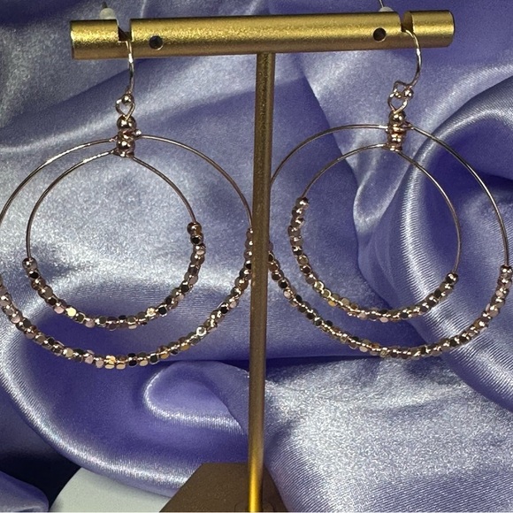 Rose Gold Hoop Dangle Earrings – Double Circle Beaded Drops – Lightweight NWT - Picture 7 of 9
